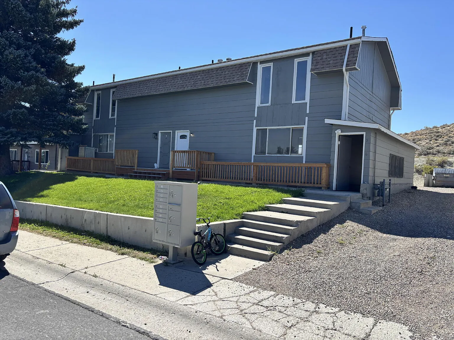 2 bed, 1.0 bath, 850 sqft, $795 — Photo 1