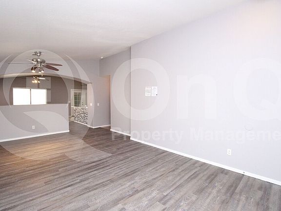 5th image of 3611 N 104th Dr