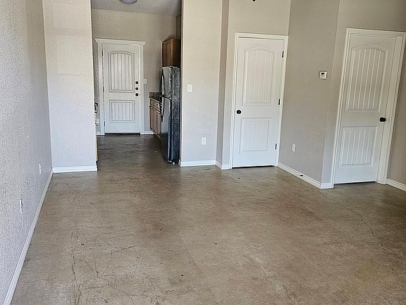 2nd image of 3020 Lafaye Ct