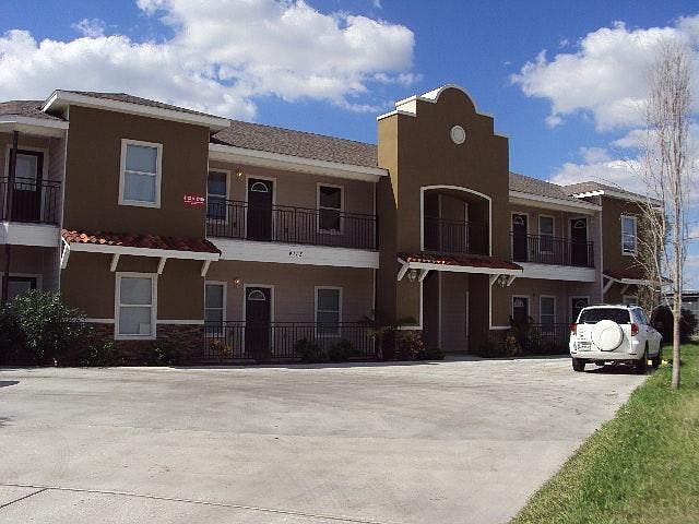 1st image of 4113 N 24th Ln APT 7