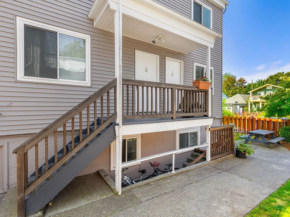 access to unit 3, adjacent to back yard.