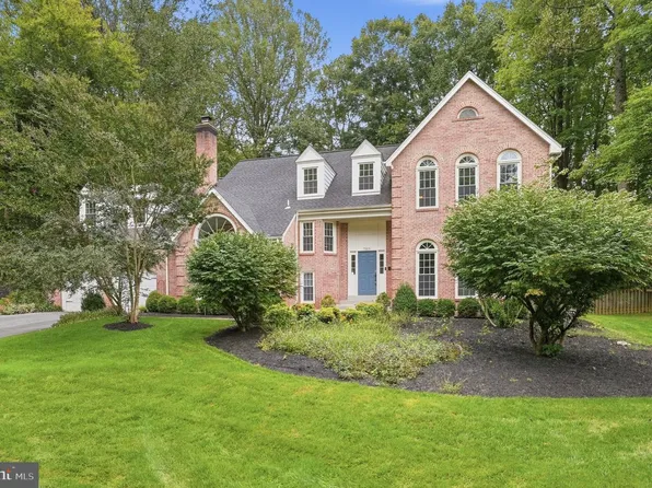 7315 Scarlet Oak Ct, Fairfax Station, VA 22039