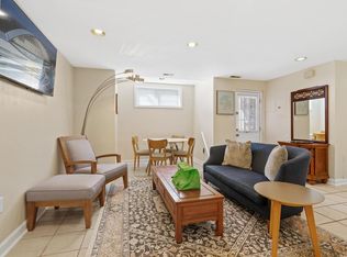 800 G St NE #B, Washington, DC 20002