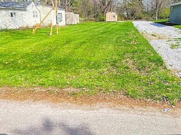 6164 Roselawn Ave, Columbus, OH 43232