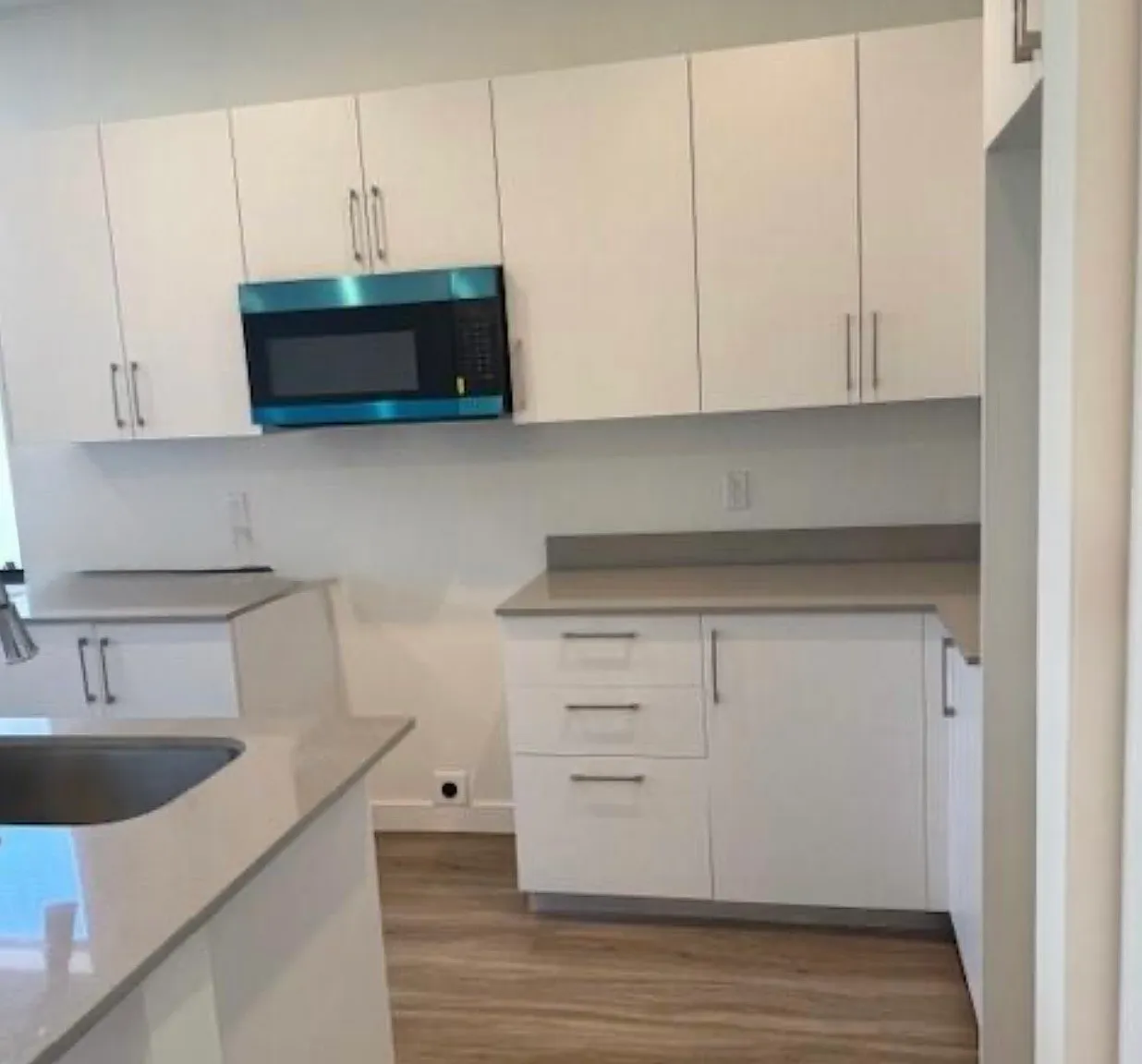 4 bed, 1578 sqft, $2,795 — Photo 3