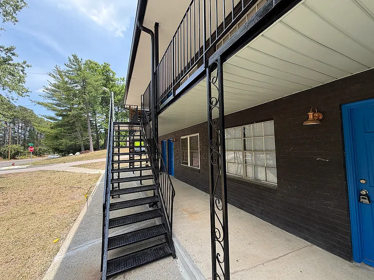 1901 Morehead Ave #3 — Photo 10
