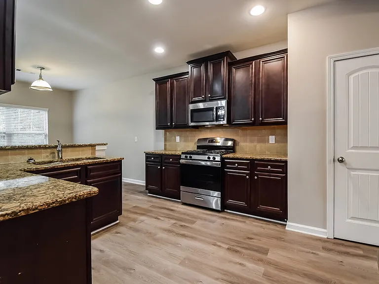 6338 Oakwell Pl — Photo 8