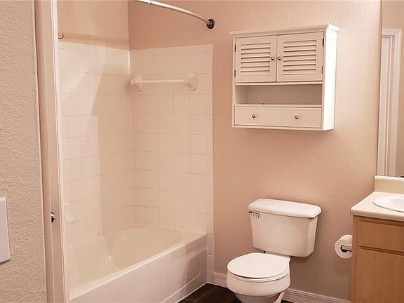 5th image of 2025 Erving Cir APT 4101