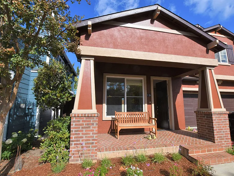 118 Smith Ranch Ct — Photo 15