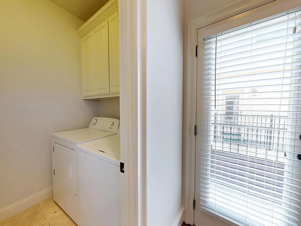 1st image of 4150 Druid Ln APT 5