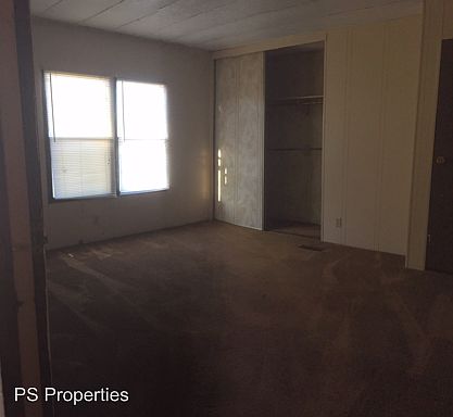 3rd image of 11 Mockingbird Dr
