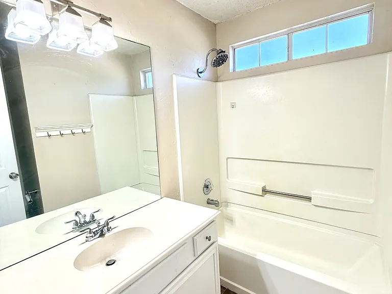 3401 Canyon View Ct — Photo 6