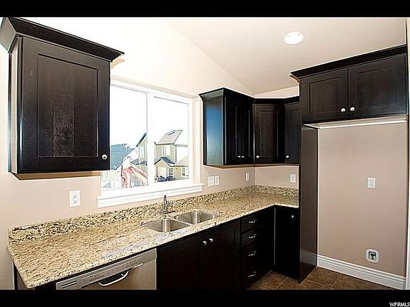 4th image of 3160 S Lori Ln #6120