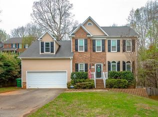 2121 Benwicke Dr, Pfafftown, NC 27040