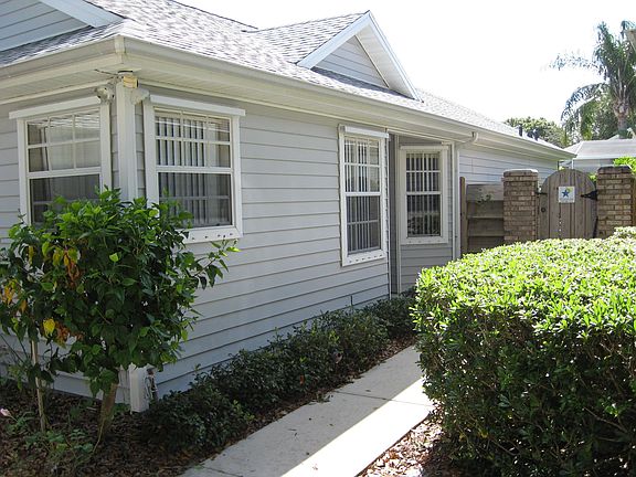 Lovely Private Entrance