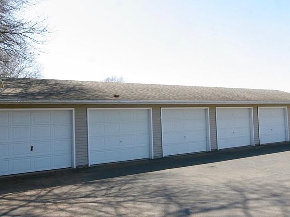 3rd image of 208 Bowman Ln APT 5