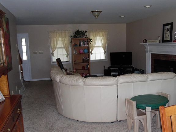 5th image of 333 Lynnwood Dr