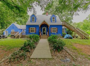 6238 Old 421 Rd, Liberty, NC 27298