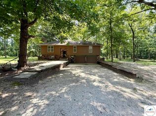910 NE 301st Rd, Calhoun, MO 65323