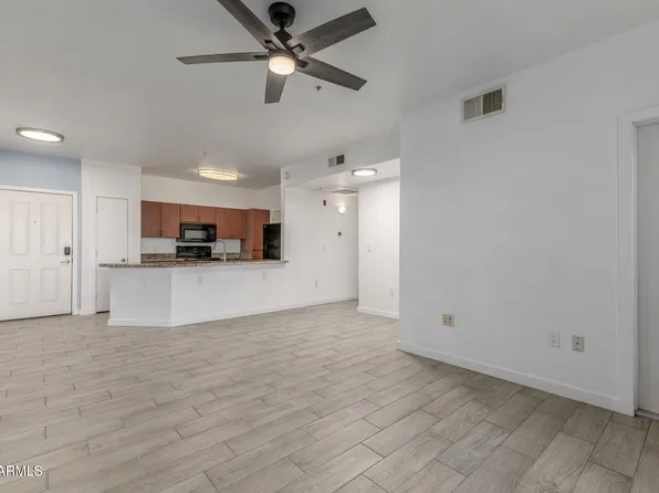 5302 E VAN BUREN Street #2015, Phoenix, AZ 85008