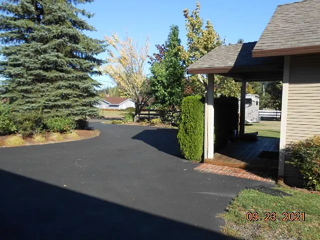 12818 SE Winston Rd — Photo 2