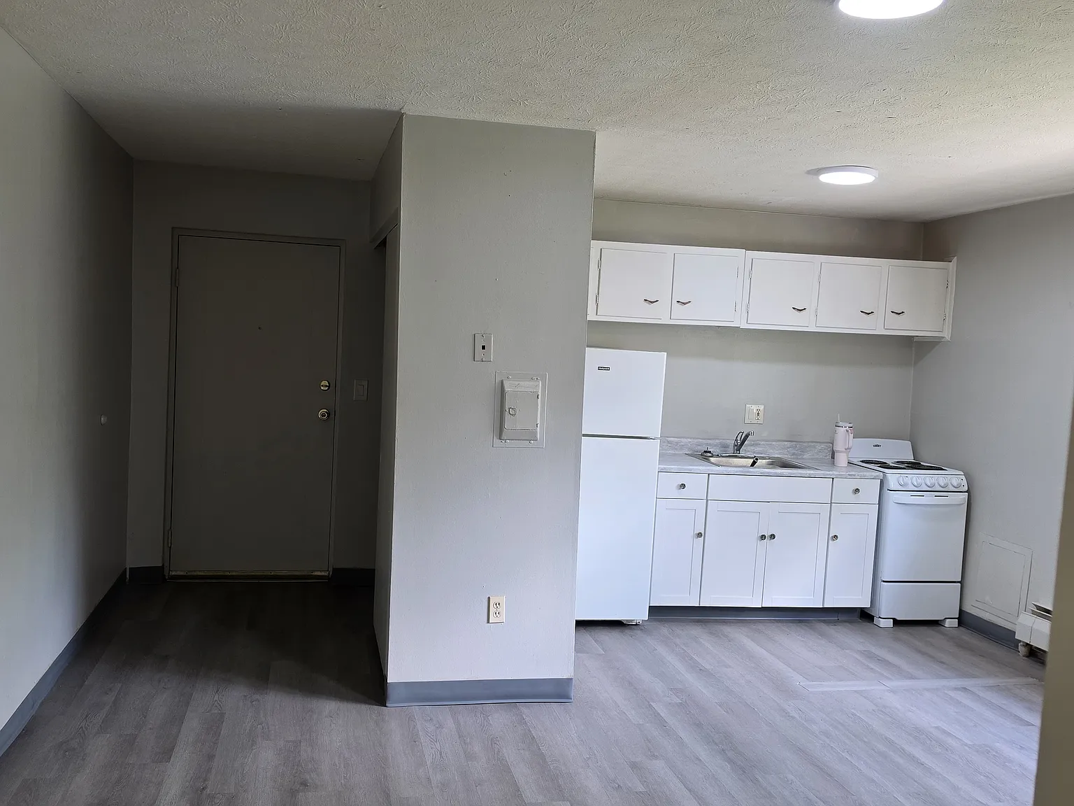 1 bed, 600 sqft, $815 — Photo 2