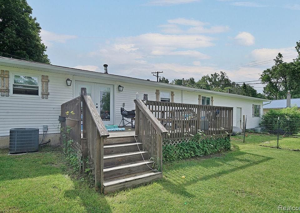 5607 Genesee Ave, photo 26