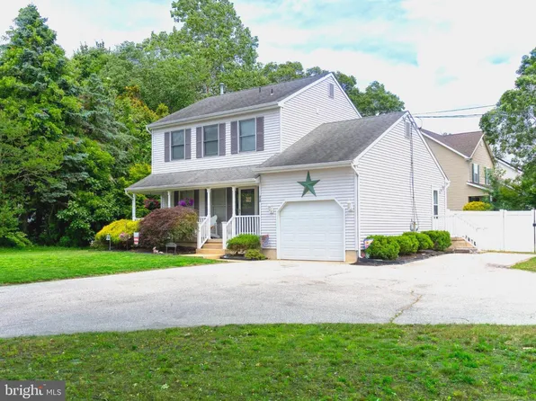 312 13th St, Hammonton, NJ 08037