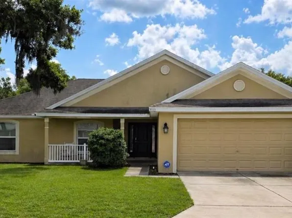 7110 Remington Oaks Loop, Lakeland, FL 33810