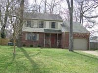 1st image of 328 Williamsburg Ct