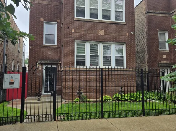 4028 W Crystal St, Chicago, IL 60651