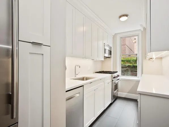 59 West 12th Street 4H image 3 of 6