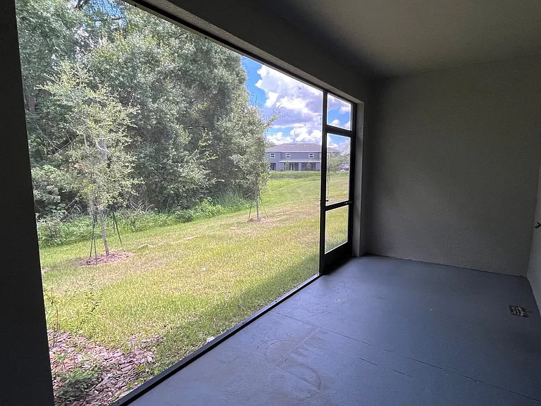 32867 Pez Landing Ln — Photo 31