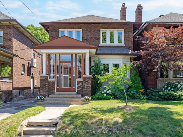 45 Glendonwynne Rd, Toronto, ON M6P 3E5