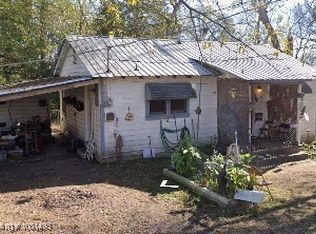 448 Spring Ave, Mulberry, AR 72947