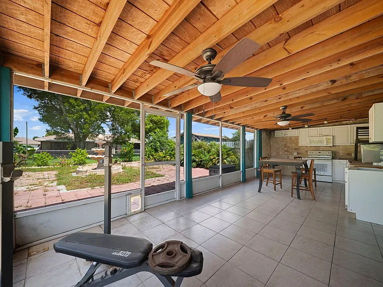 3402 Santa Barbara Blvd — Photo 21
