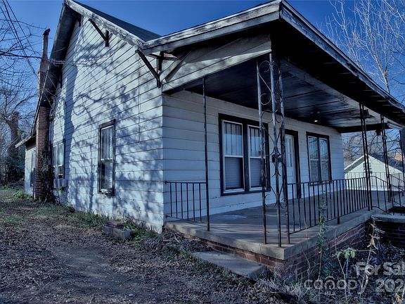 2nd image of 303 N Gaston St