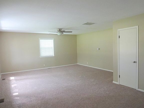 3rd image of 3825 County Road 3900