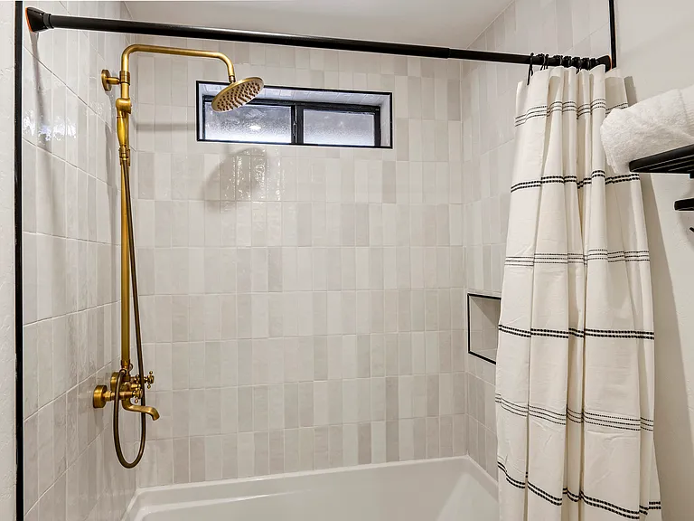 801 University Heights Dr — Photo 21