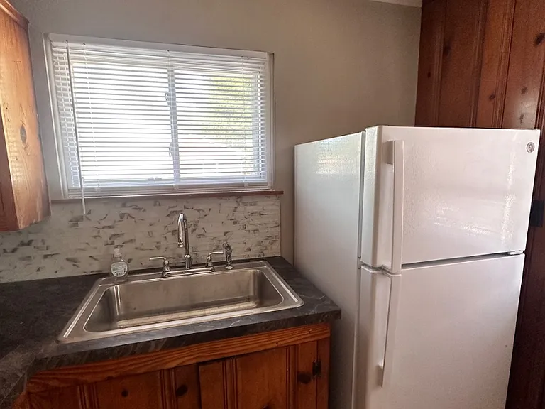 2102 Carlton Dr — Photo 6