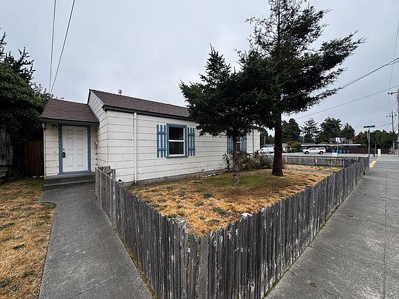 2nd image of 935-937 W Del Norte St #420b5f69c
