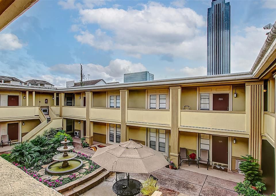 1st image of 4727 W Alabama St #1002