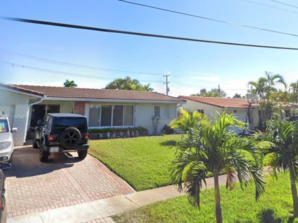 2201 N 40th Ave, Hollywood, FL 33021