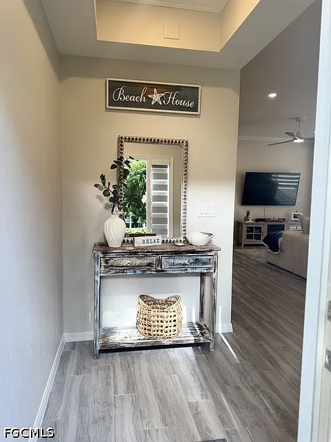3 bed, 2.0 bath, 1696 sqft, $8,500 — Photo 2