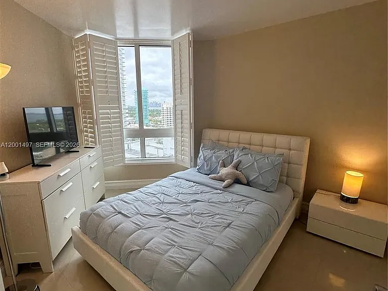 6365 Collins Ave #1703 — Photo 13