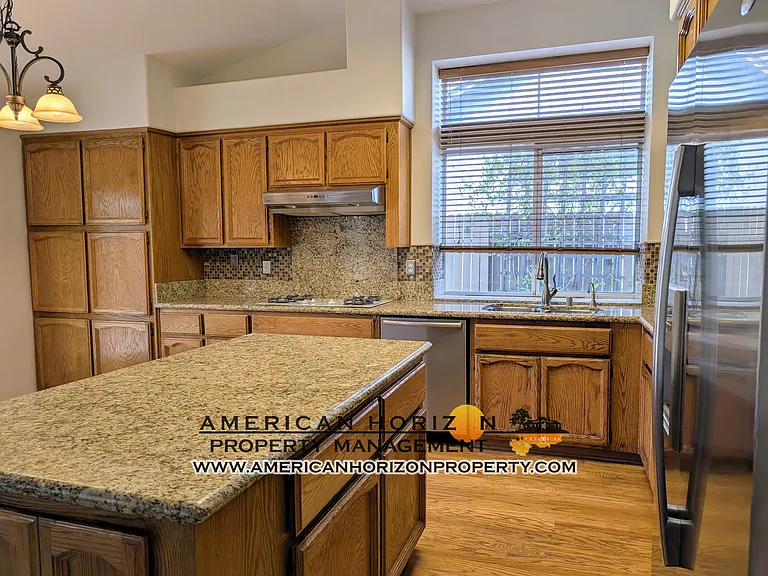 3332 Chapelle Dr — Photo 9