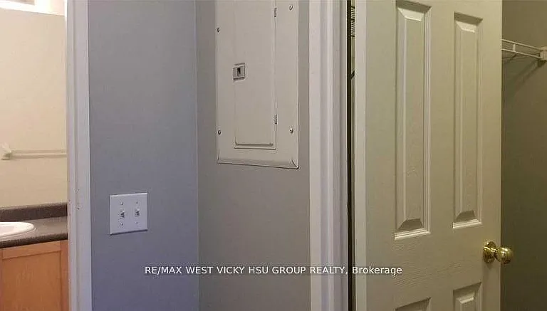 18 Parkview Ave #2809 — Photo 21