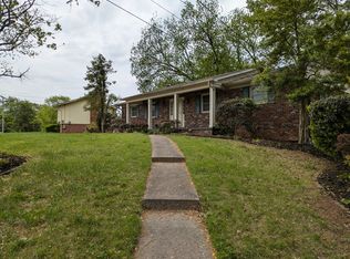 905 Parrish Rd, Knoxville, TN 37923