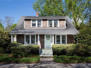 31 Walnut Rd, Barrington, RI 02806
