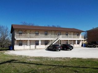 702 N 1st St APT 2, Copperas Cove, TX 76522